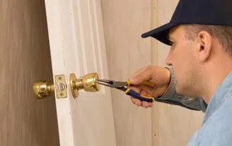 Golden Locksmith Services Fort Lauderdale, FL 954-364-3658 Golden Locksmith Services Fort Lauderdale, FL 954-364-3658 - 2-Cheap-Locksmith